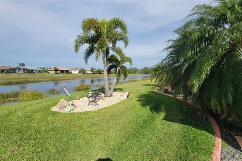 Villa ou maison à vendre à North Port, Floride: 2 chambres, 153.01 m2 № 1106375 - photo 6