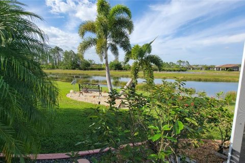 Villa ou maison à vendre à North Port, Floride: 2 chambres, 153.01 m2 № 1106375 - photo 8