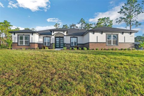 Villa ou maison à vendre à Orlando, Floride: 4 chambres, 250.84 m2 № 1426767 - photo 1