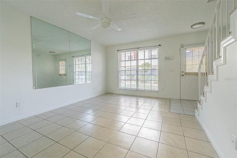 Townhouse in Tampa, Florida 2 bedrooms, 83.24 sq.m. № 1426766 - photo 4