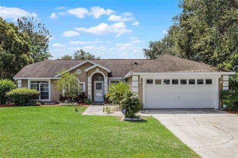 House in Davenport, Florida 4 bedrooms, 203.27 sq.m. № 1383348 - photo 1