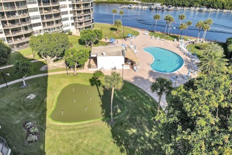 Copropriété à vendre à Boca Raton, Floride: 2 chambres, 128.67 m2 № 1103193 - photo 19