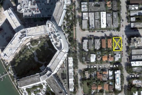 Terreno en venta en Miami Beach, Florida № 1228684 - foto 1