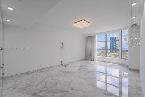 Copropriété à vendre à Aventura, Floride: 4 chambres, 210.52 m2 № 1153508 - photo 14