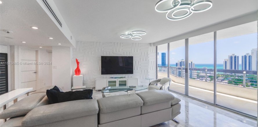 Condo in Aventura, Florida, 4 bedrooms  № 1153508