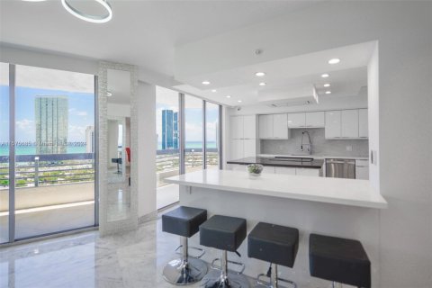 Copropriété à vendre à Aventura, Floride: 4 chambres, 210.52 m2 № 1153508 - photo 8