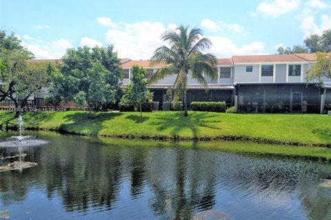 Touwnhouse à vendre à Sunrise, Floride: 3 chambres, 191.56 m2 № 1153554 - photo 3