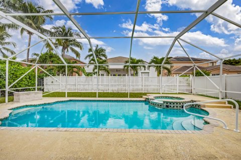 House in Royal Palm Beach, Florida 4 bedrooms, 282.14 sq.m. № 987493 - photo 30
