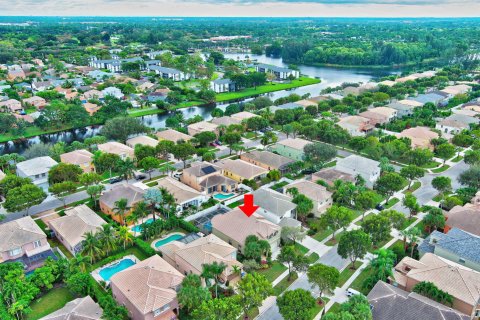 Villa ou maison à vendre à Royal Palm Beach, Floride: 4 chambres, 282.14 m2 № 987493 - photo 13