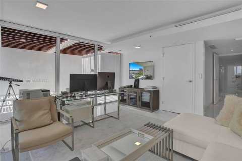 Copropriété à vendre à Aventura, Floride: 4 chambres, 310.67 m2 № 756722 - photo 23