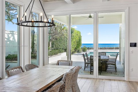 Villa ou maison à vendre à Juno Beach, Floride: 4 chambres, 348.57 m2 № 1008978 - photo 13