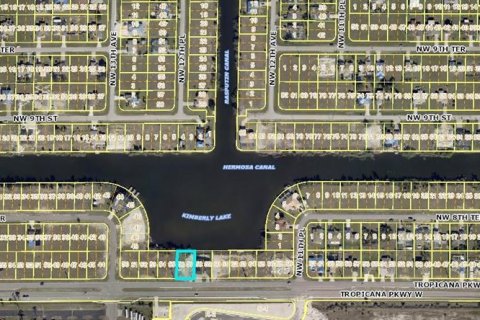 Land in Cape Coral, Florida № 476177 - photo 4