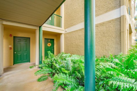 Condo in Coral Springs, Florida, 1 bedroom  № 1120127 - photo 14