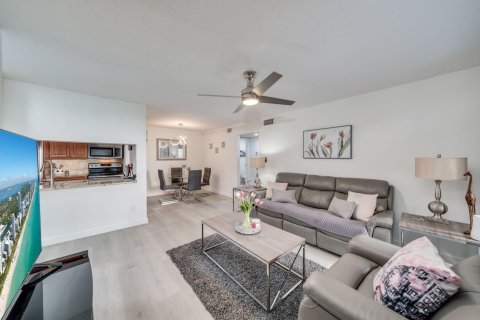 Copropriété à vendre à Coral Springs, Floride: 1 chambre, 72.46 m2 № 1120127 - photo 30