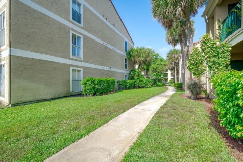 Condominio en venta en Coral Springs, Florida, 1 dormitorio, 72.46 m2 № 1120127 - foto 16