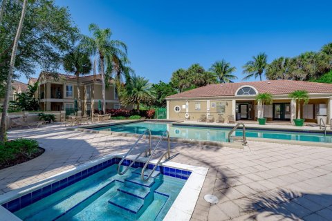 Condominio en venta en Coral Springs, Florida, 1 dormitorio, 72.46 m2 № 1120127 - foto 2