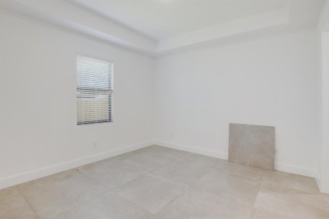 Casa en venta en West Palm Beach, Florida, 4 dormitorios, 142.33 m2 № 1178173 - foto 21