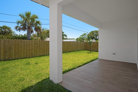 Casa en venta en West Palm Beach, Florida, 4 dormitorios, 142.33 m2 № 1178173 - foto 9