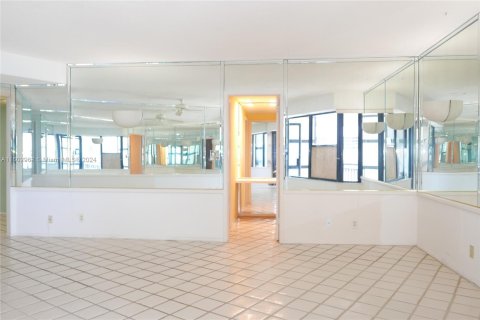 Condominio en venta en Fort Lauderdale, Florida, 59.83 m2 № 1222986 - foto 8