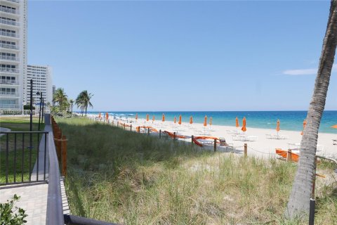 Copropriété à vendre à Fort Lauderdale, Floride: 59.83 m2 № 1222986 - photo 23