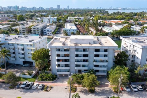 Copropriété à vendre à Miami Beach, Floride: 1 chambre, 82.4 m2 № 1331567 - photo 4