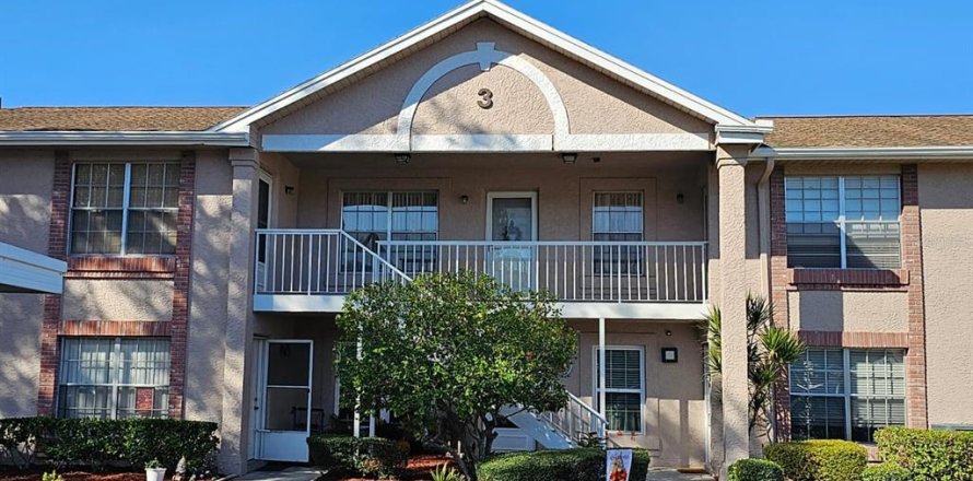 Condominio en New Port Richey, Florida, 2 dormitorios  № 1312135