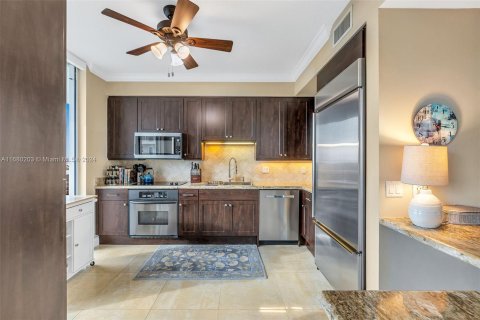 Condo in Fort Lauderdale, Florida, 3 bedrooms  № 1409287 - photo 8