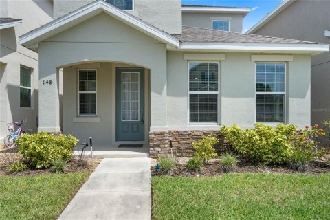 Villa ou maison à vendre à Davenport, Floride: 3 chambres, 160.16 m2 № 1323354 - photo 1