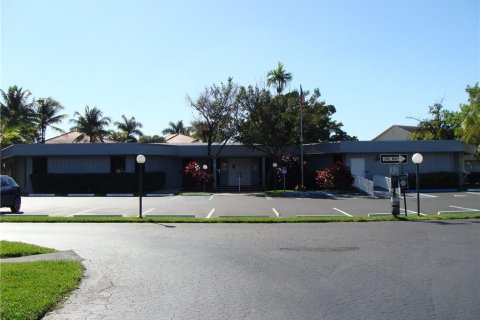 Copropriété à vendre à Oakland Park, Floride: 2 chambres, 90.58 m2 № 818875 - photo 3