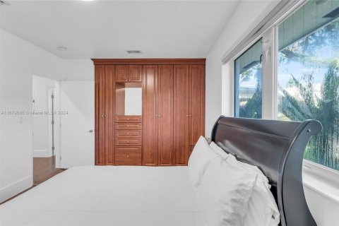 Casa en venta en North Miami, Florida, 3 dormitorios, 210.33 m2 № 1408317 - foto 26