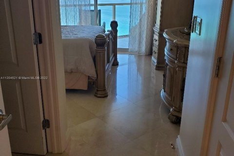 Copropriété à louer à Sunny Isles Beach, Floride: 2 chambres, 159.33 m2 № 6945 - photo 13