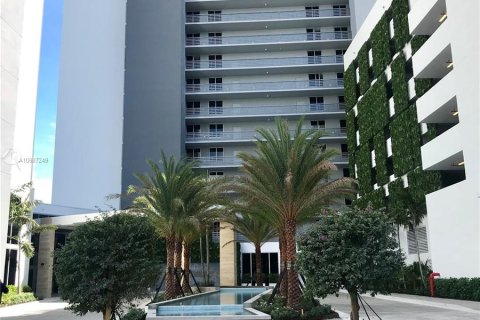 Купить кондоминиум в Норт-Майами-Бич, Флорида 3 спальни, 144.56м2, № 1451 - фото 2