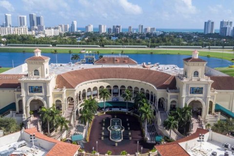 Condo in Hollywood, Florida, 1 bedroom  № 949562 - photo 25