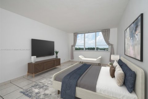 Condo in Miami Beach, Florida, 2 bedrooms  № 1396316 - photo 8