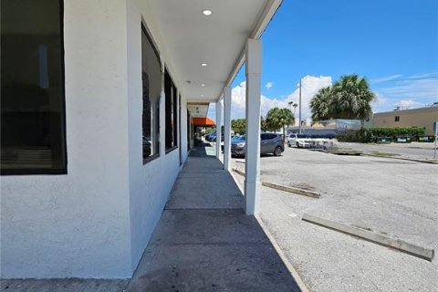 Commercial property in Sarasota, Florida 292.64 sq.m. № 1157104 - photo 28