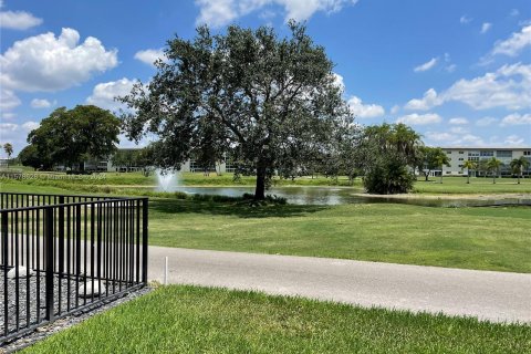 Condo in Coconut Creek, Florida, 2 bedrooms  № 1151112 - photo 27