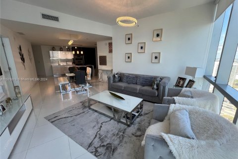 Condominio en venta en Miami, Florida, 2 dormitorios, 144.93 m2 № 1151109 - foto 5