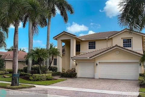 House in Weston, Florida 6 bedrooms, 414.07 sq.m. № 1004711 - photo 1