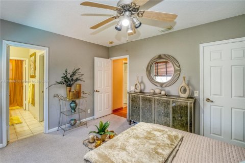 Casa en venta en Weston, Florida, 6 dormitorios, 414.07 m2 № 1004711 - foto 18