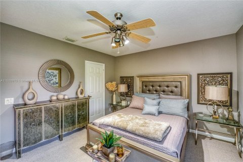 Casa en venta en Weston, Florida, 6 dormitorios, 414.07 m2 № 1004711 - foto 17