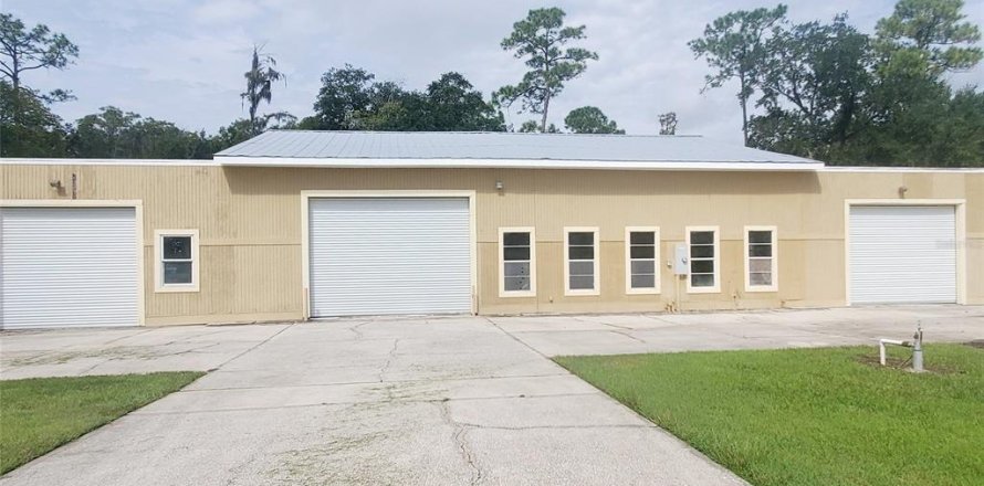 Propiedad comercial en Kissimmee, Florida 30.66 m2 № 1371625