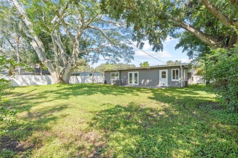 Villa ou maison à vendre à Tampa, Floride: 3 chambres, 186.18 m2 № 1371626 - photo 25