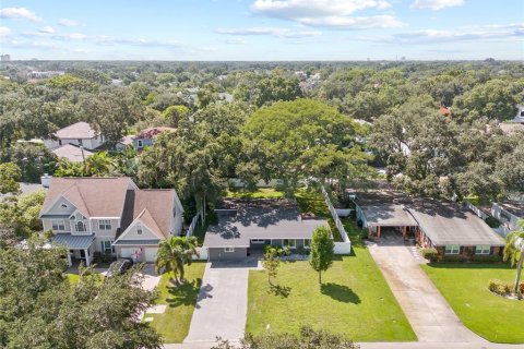 Villa ou maison à vendre à Tampa, Floride: 3 chambres, 186.18 m2 № 1371626 - photo 29