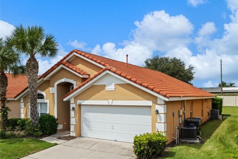 Villa ou maison à vendre à Davenport, Floride: 4 chambres, 180.23 m2 № 1372079 - photo 2