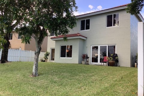 House in Sunrise, Florida 4 bedrooms, 242.66 sq.m. № 1117994 - photo 4