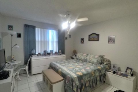 Copropriété à vendre à Sunrise, Floride: 2 chambres, 127.28 m2 № 1117758 - photo 8