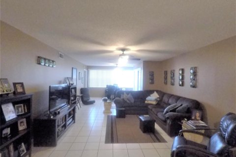 Condominio en venta en Sunrise, Florida, 2 dormitorios, 127.28 m2 № 1117758 - foto 16