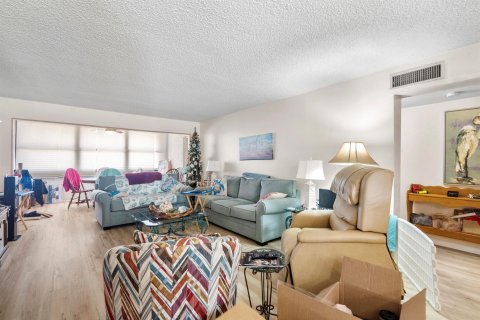 Condominio en venta en Jensen Beach, Florida, 2 dormitorios, 118.17 m2 № 586069 - foto 27