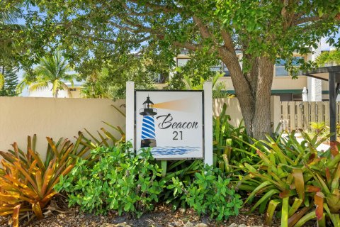 Copropriété à vendre à Jensen Beach, Floride: 2 chambres, 118.17 m2 № 586069 - photo 4