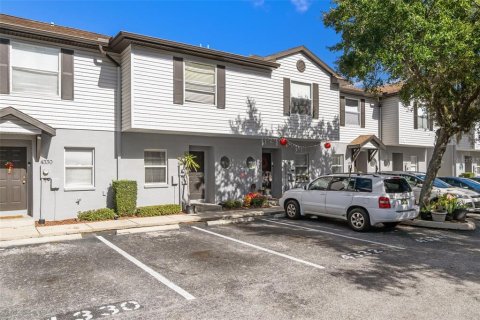 Townhouse in Tampa, Florida 3 bedrooms, 125.6 sq.m. № 918975 - photo 3